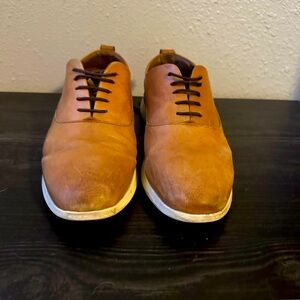 Wolf and Shepherd size 9.5